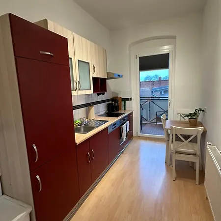 Fuer 8 Mit Balkon Apartment