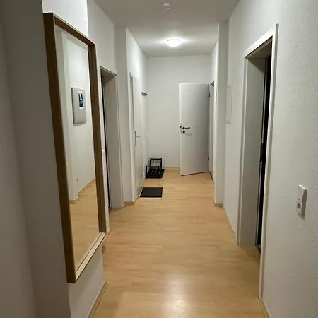 Apartment Fuer 8 Mit Balkon